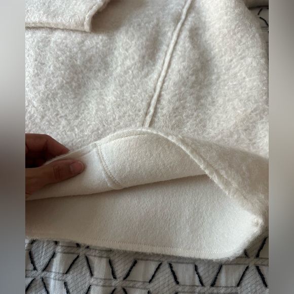 OVERSIZED BOUCLÉ SWEATSHIRT - Picture 6 of 6